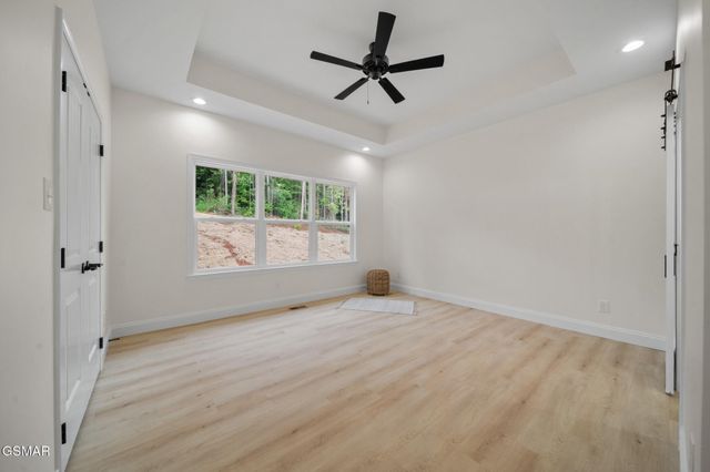 340 Battlefield Drive, Dandridge, TN 37725