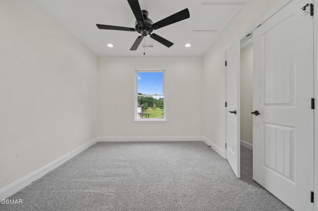 340 Battlefield Drive, Dandridge, TN 37725