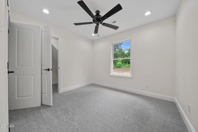 340 Battlefield Drive, Dandridge, TN 37725