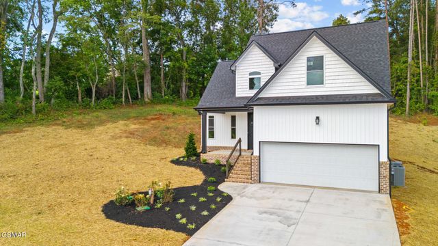 340 Battlefield Drive, Dandridge, TN 37725