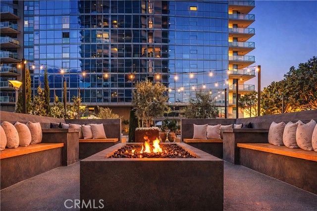 9 MacArthur Place 801, Santa Ana, CA 92707