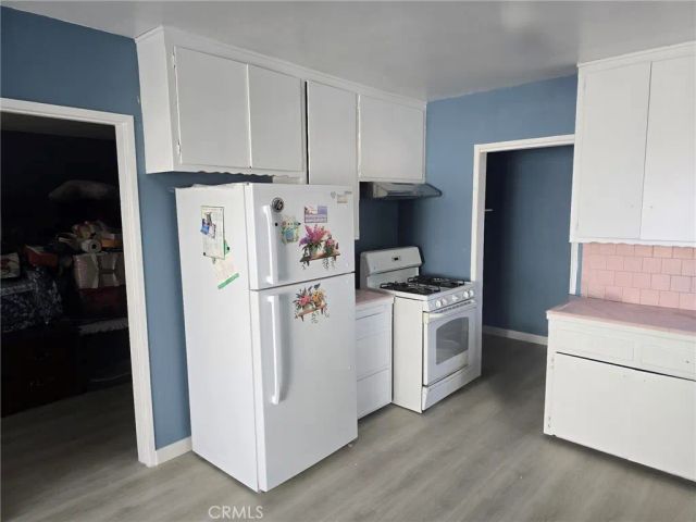1119 Calzona, Los Angeles, CA 90023