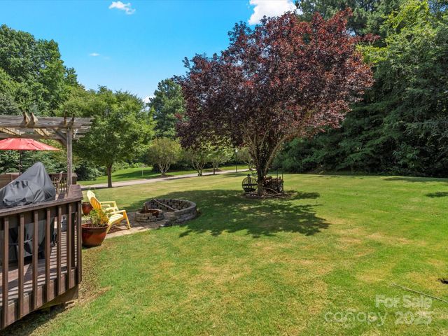 18001 Bluff Inlet Road, Cornelius, NC 28031