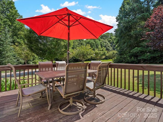18001 Bluff Inlet Road, Cornelius, NC 28031