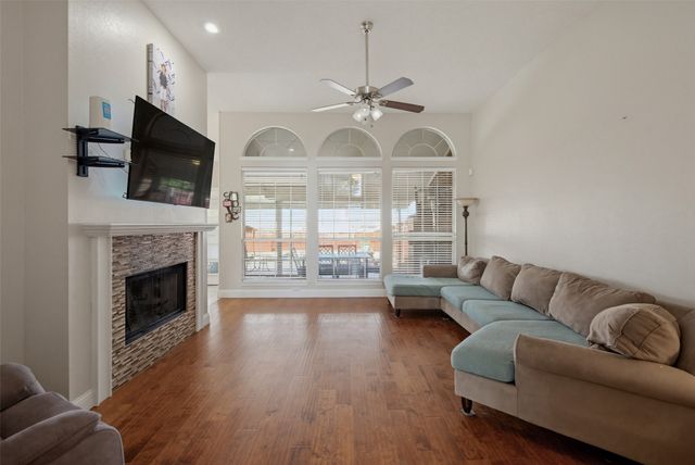 5013 Ridgecrest Drive, The Colony, TX 75056