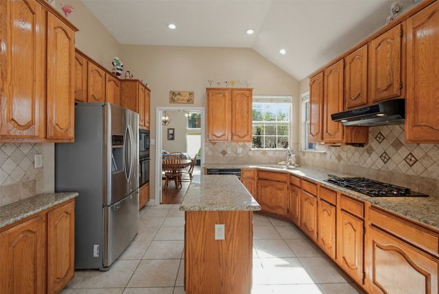 5013 Ridgecrest Drive, The Colony, TX 75056