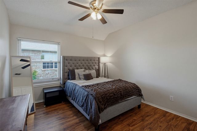 5013 Ridgecrest Drive, The Colony, TX 75056