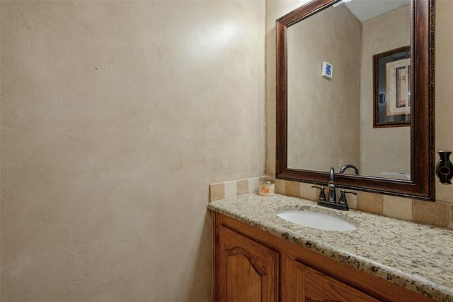5013 Ridgecrest Drive, The Colony, TX 75056