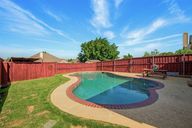 5013 Ridgecrest Drive, The Colony, TX 75056
