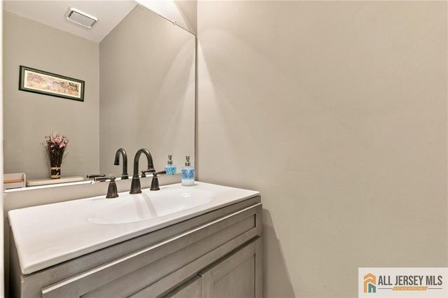 148 Abbot Court 2148, Piscataway, NJ 08854