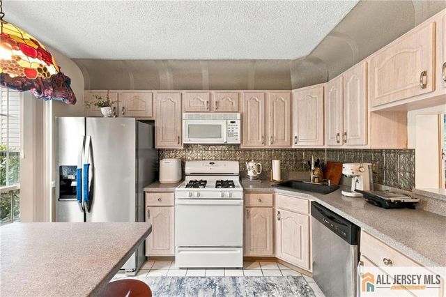148 Abbot Court 2148, Piscataway, NJ 08854
