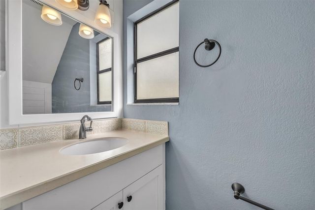 5070 ERNST COURT 27, Orlando, FL 32819