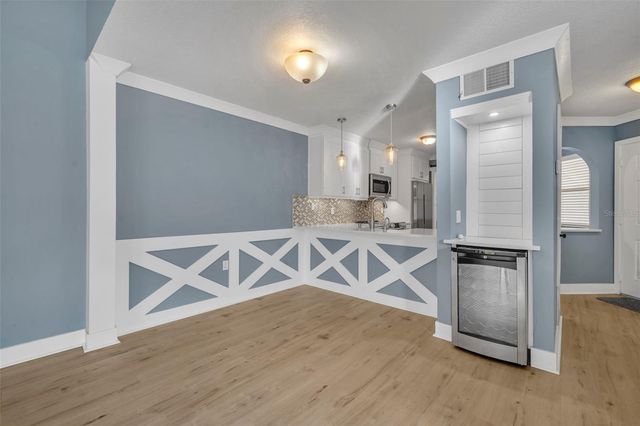 5070 ERNST COURT 27, Orlando, FL 32819