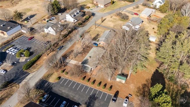 3805 Littlebrook Drive, Clemmons, NC 27012