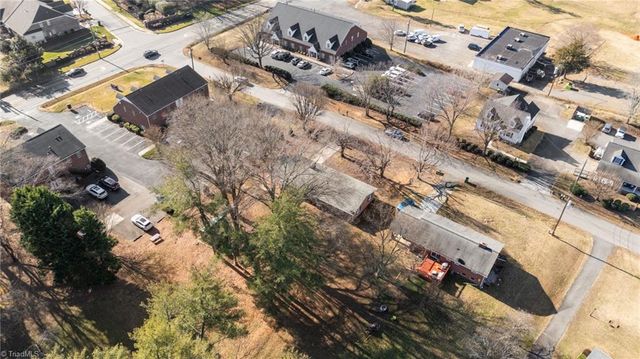 3805 Littlebrook Drive, Clemmons, NC 27012