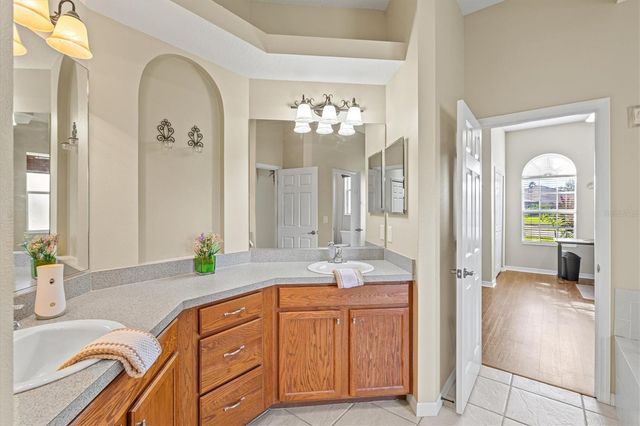 14757 2ND AVENUE CIRCLE NE, Bradenton, FL 34212