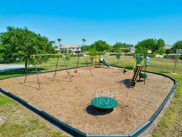 14757 2ND AVENUE CIRCLE NE, Bradenton, FL 34212