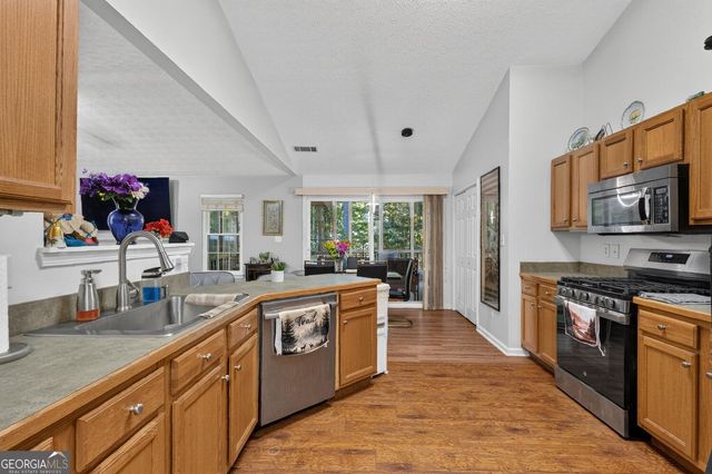 4692 Devencrest Lane, Buford, GA 30519