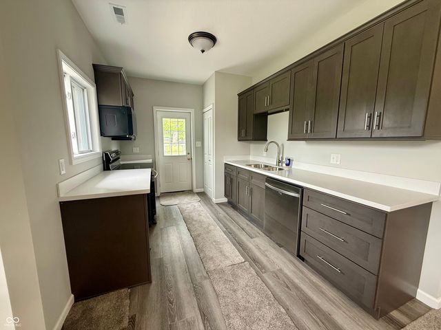 106 W Chestnut Street, Fairland, IN 46126
