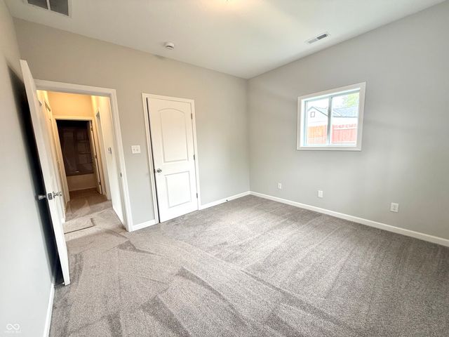 106 W Chestnut Street, Fairland, IN 46126
