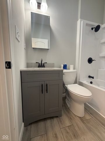 106 W Chestnut Street, Fairland, IN 46126