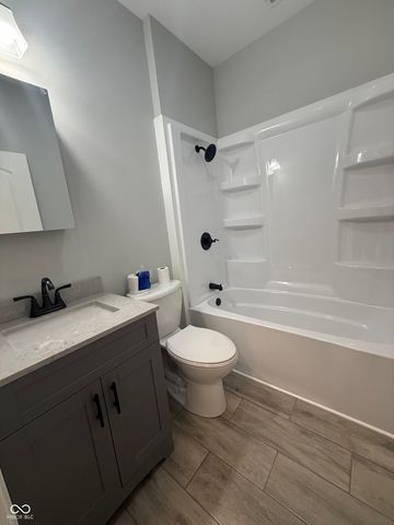 106 W Chestnut Street, Fairland, IN 46126