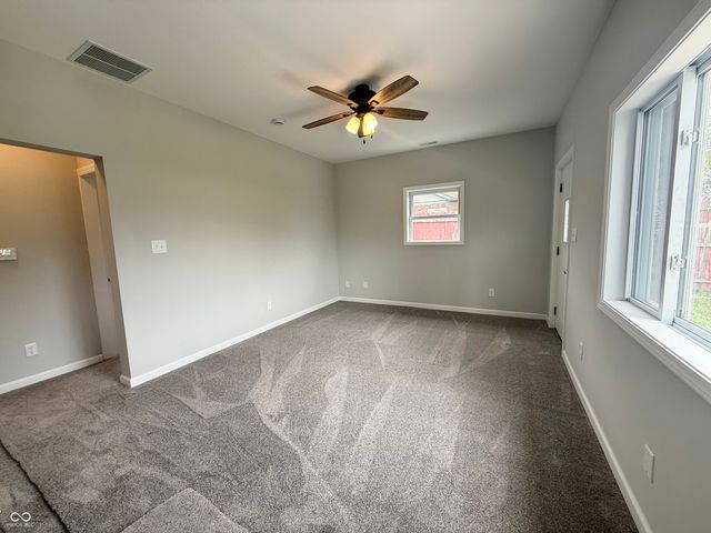106 W Chestnut Street, Fairland, IN 46126