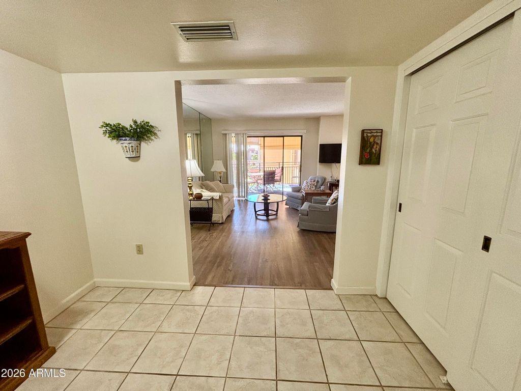 10330 W THUNDERBIRD Boulevard C203, Sun City, AZ 85351 — photo 4