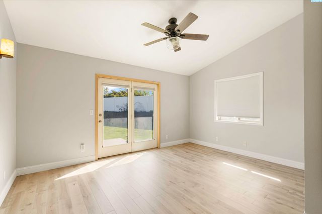 11021 View Lane, Pasco, WA 99301