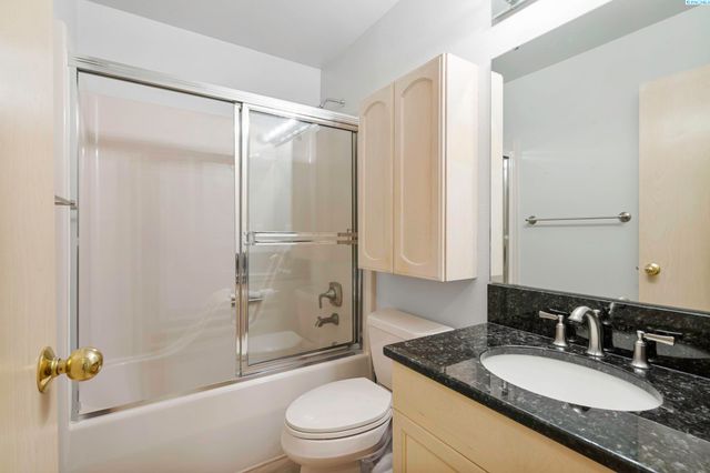 11021 View Lane, Pasco, WA 99301