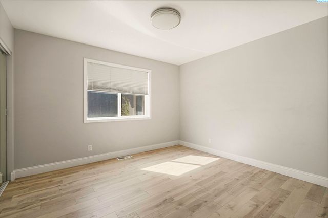 11021 View Lane, Pasco, WA 99301