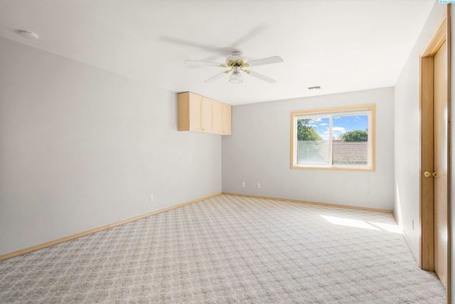 11021 View Lane, Pasco, WA 99301