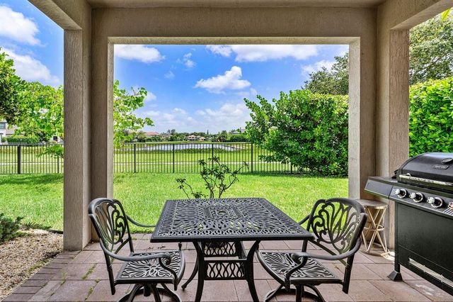 5428 Sandbirch Way, Lake Worth, FL 33463