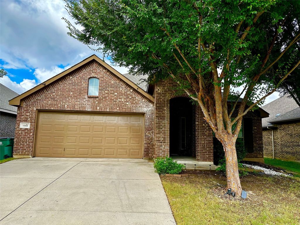 11916 Long Stone Drive, Burleson, TX 76028