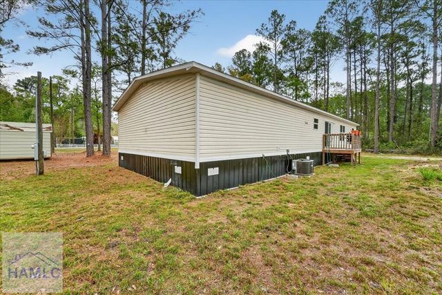 308 Cowboy Road, Jesup, GA 31545