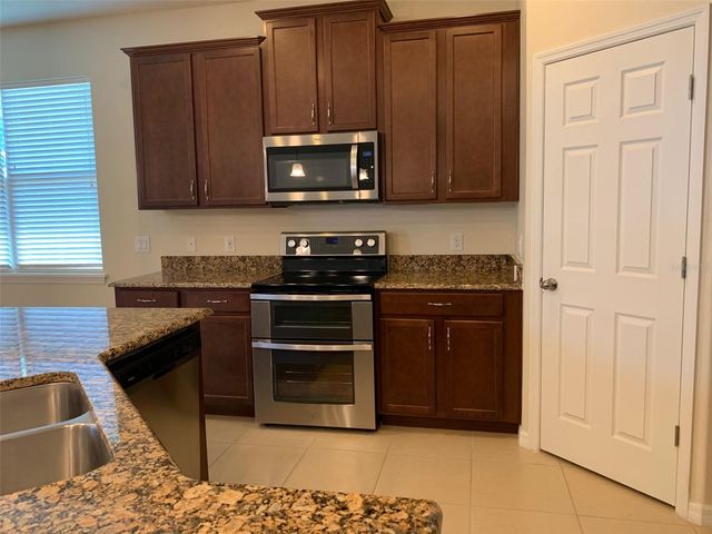 2860 CHANTILLY AVENUE, Kissimmee, FL 34741