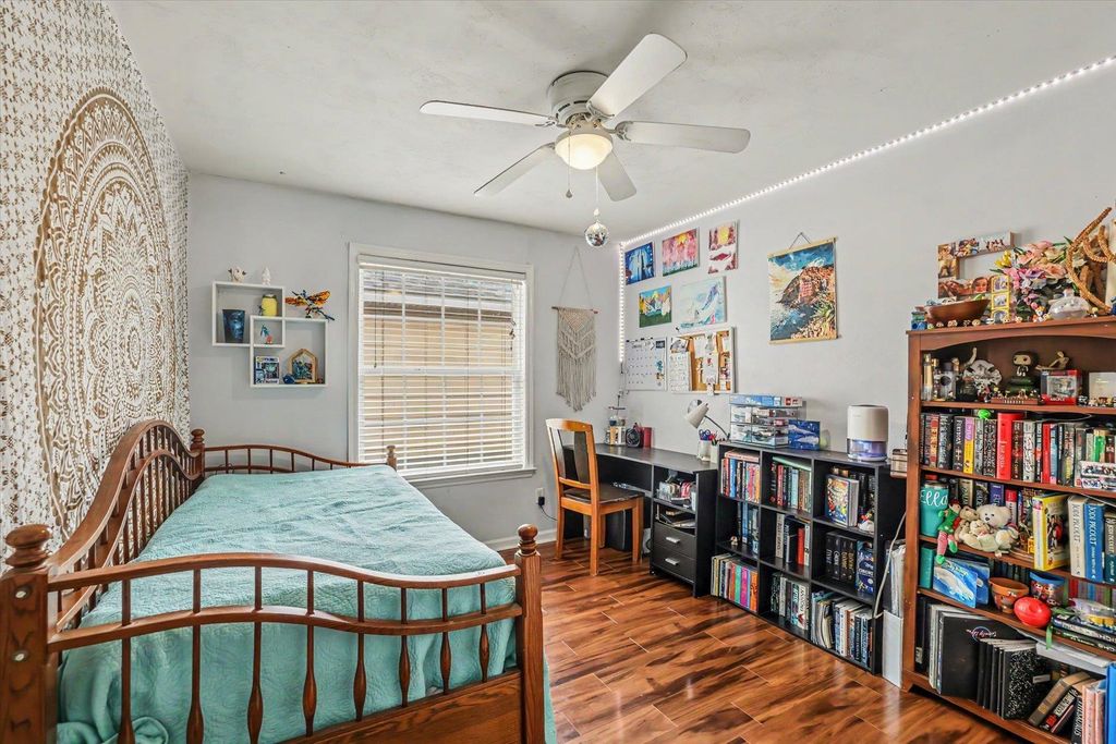 Image 31 of property listing at 2549 Heathrow Drive, Tallahassee, FL 32312