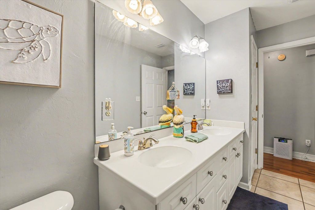 Image 34 of property listing at 2549 Heathrow Drive, Tallahassee, FL 32312