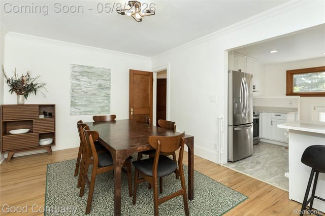 621 W Hazelhurst Street, Ferndale, MI 48220