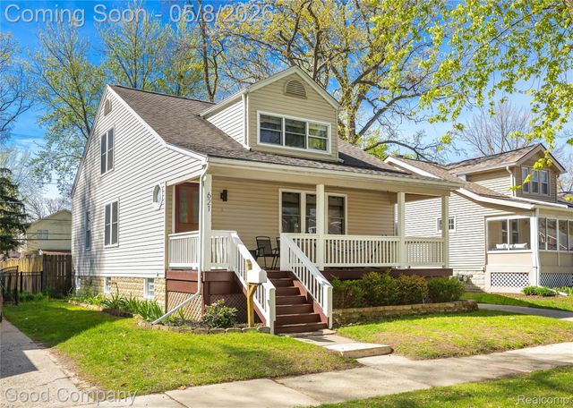 621 W Hazelhurst Street, Ferndale, MI 48220