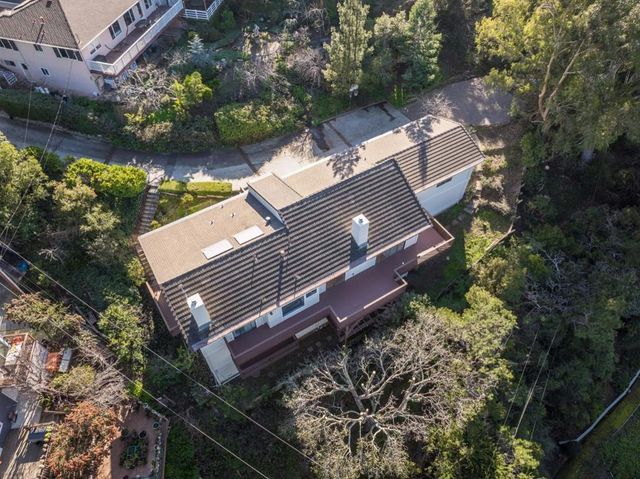 2734 Summit Drive, Burlingame, CA 94010