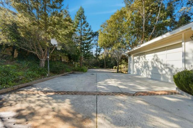 2734 Summit Drive, Burlingame, CA 94010