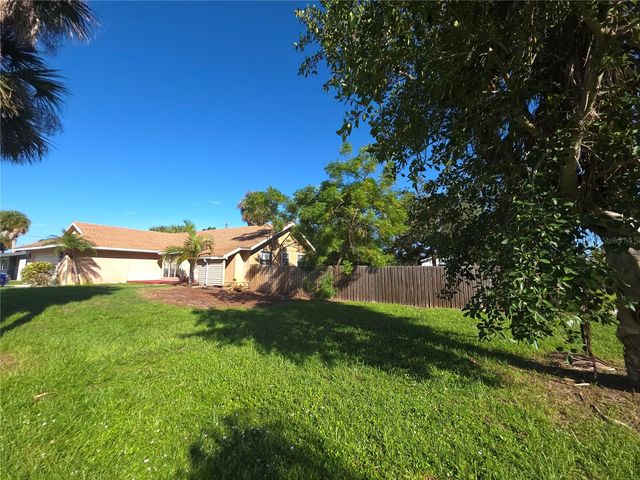 700 SOUTH VENICE BOULEVARD, Venice, FL 34293
