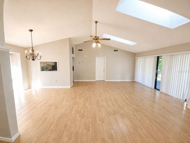700 SOUTH VENICE BOULEVARD, Venice, FL 34293