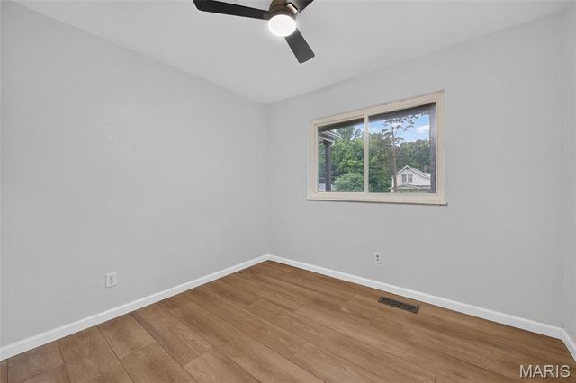 7 Oak Tree Drive, St Louis, MO 63119