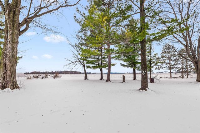 4931 COUNTY RD T, Oshkosh, WI 54904