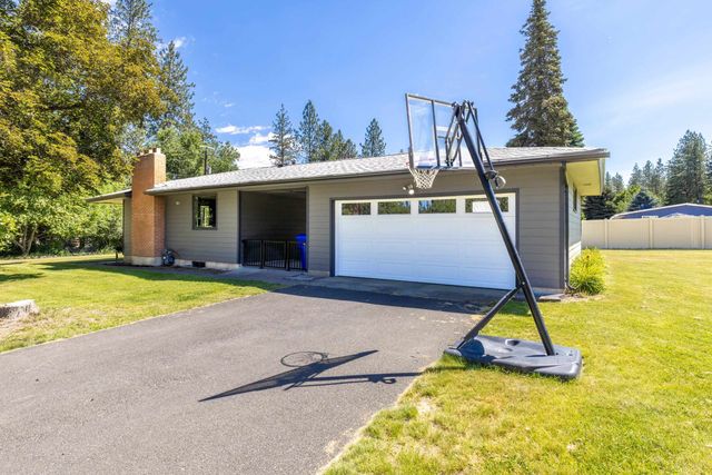 2609 W Waikiki St, Spokane, WA 99218