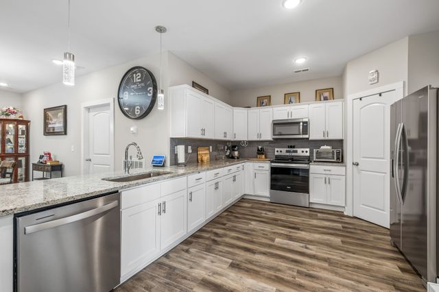 2230 Highway 48, Clarksville, TN 37040