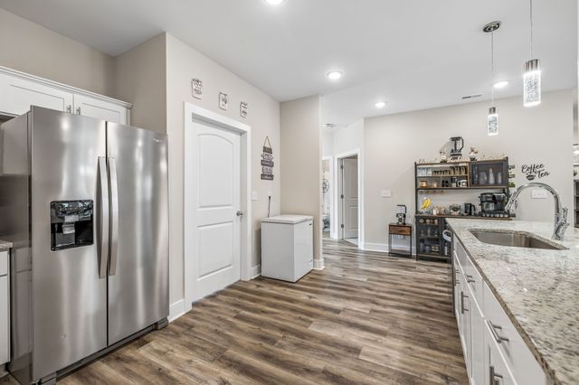 2230 Highway 48, Clarksville, TN 37040