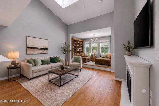 8550 TOUCHTON Road 333, Jacksonville, FL 32216